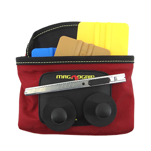 tool bag with magnet